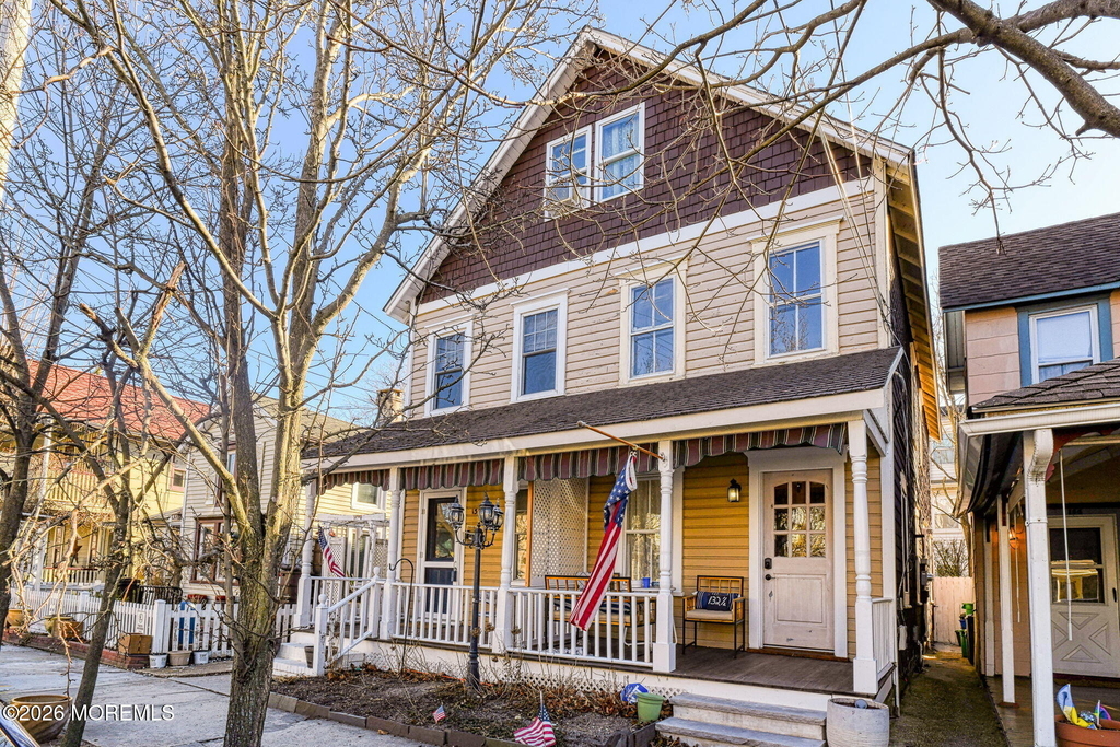 132 Heck Avenue - Photo 0