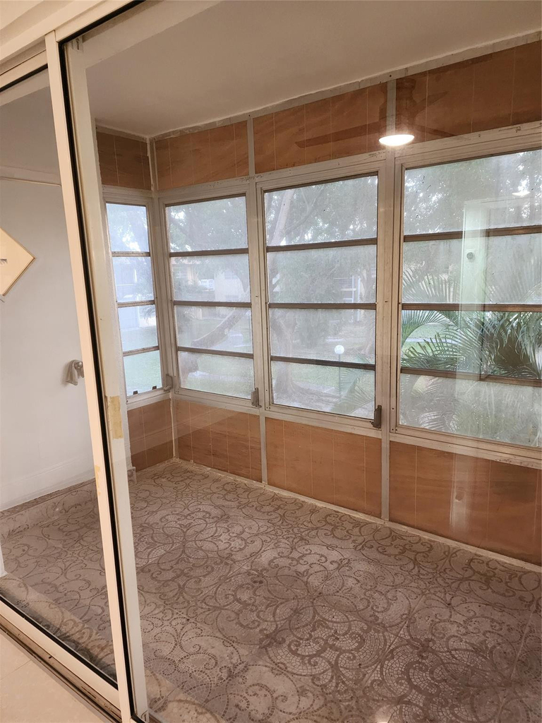 5140 Sw 40th Avenue - Photo 14