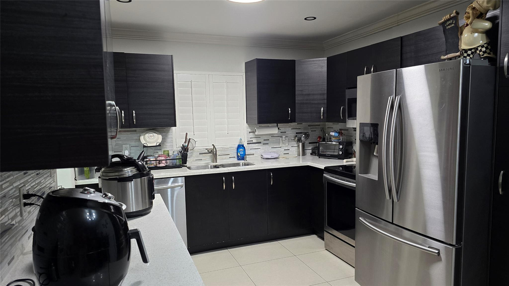 5140 Sw 40th Avenue - Photo 2