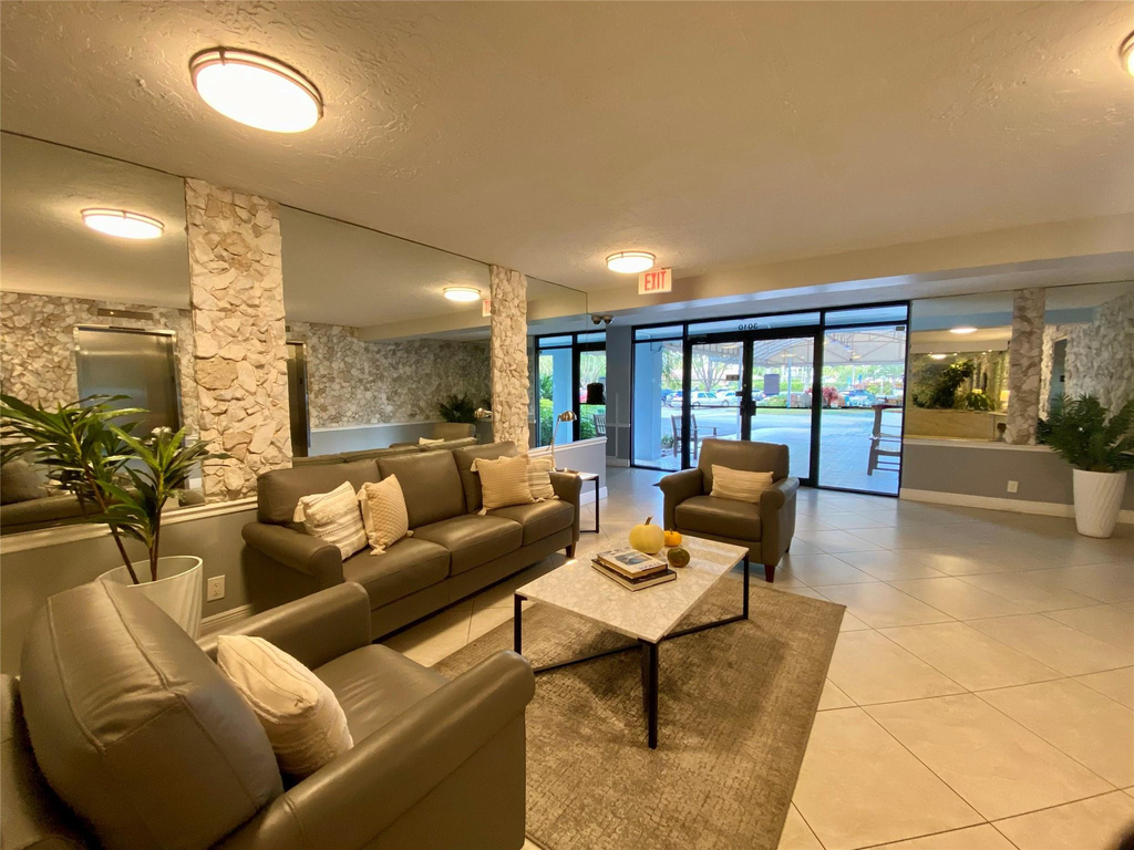 3010 N Course Drive - Photo 23