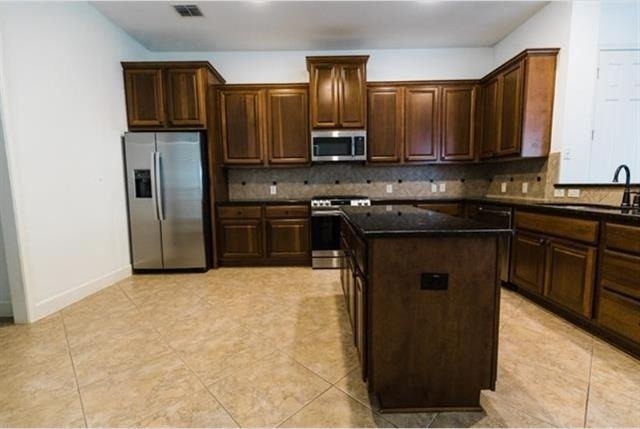 4525 W University Boulevard - Photo 8