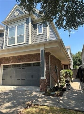 4525 W University Boulevard - Photo 1