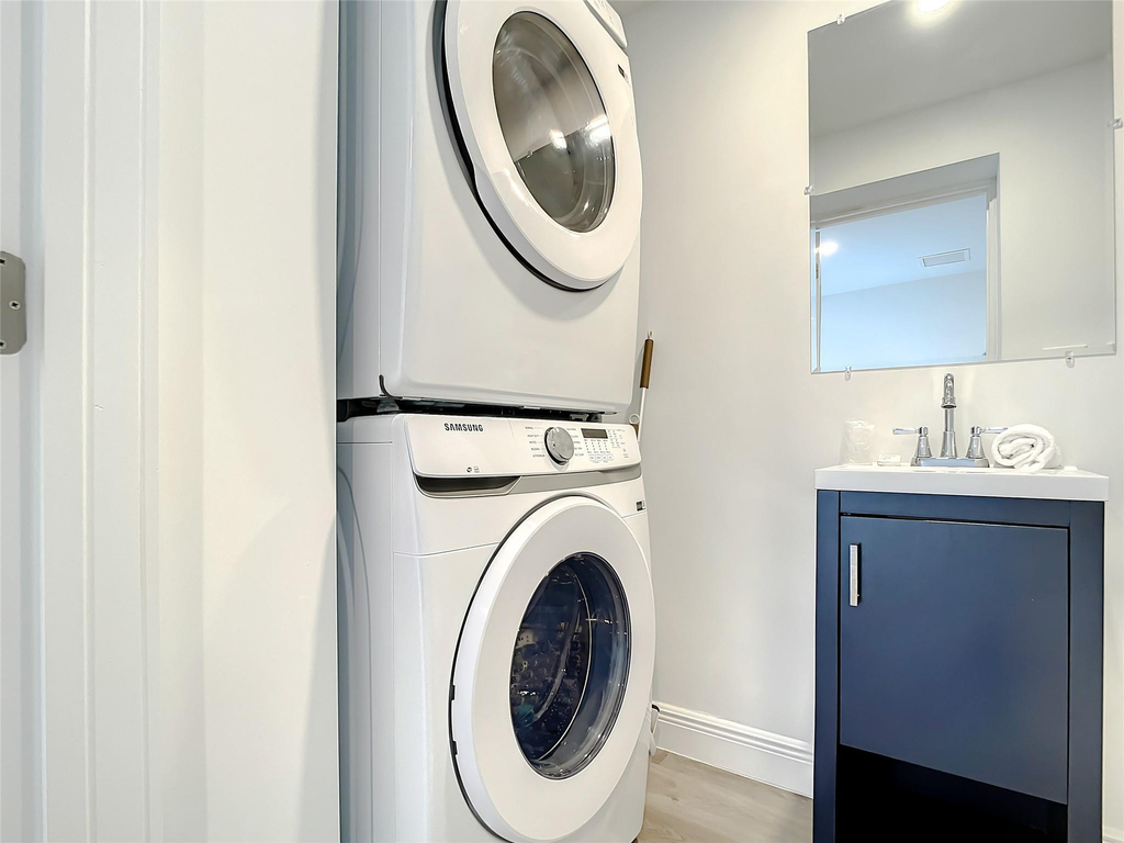 2100 Ne 45th Street - Photo 23