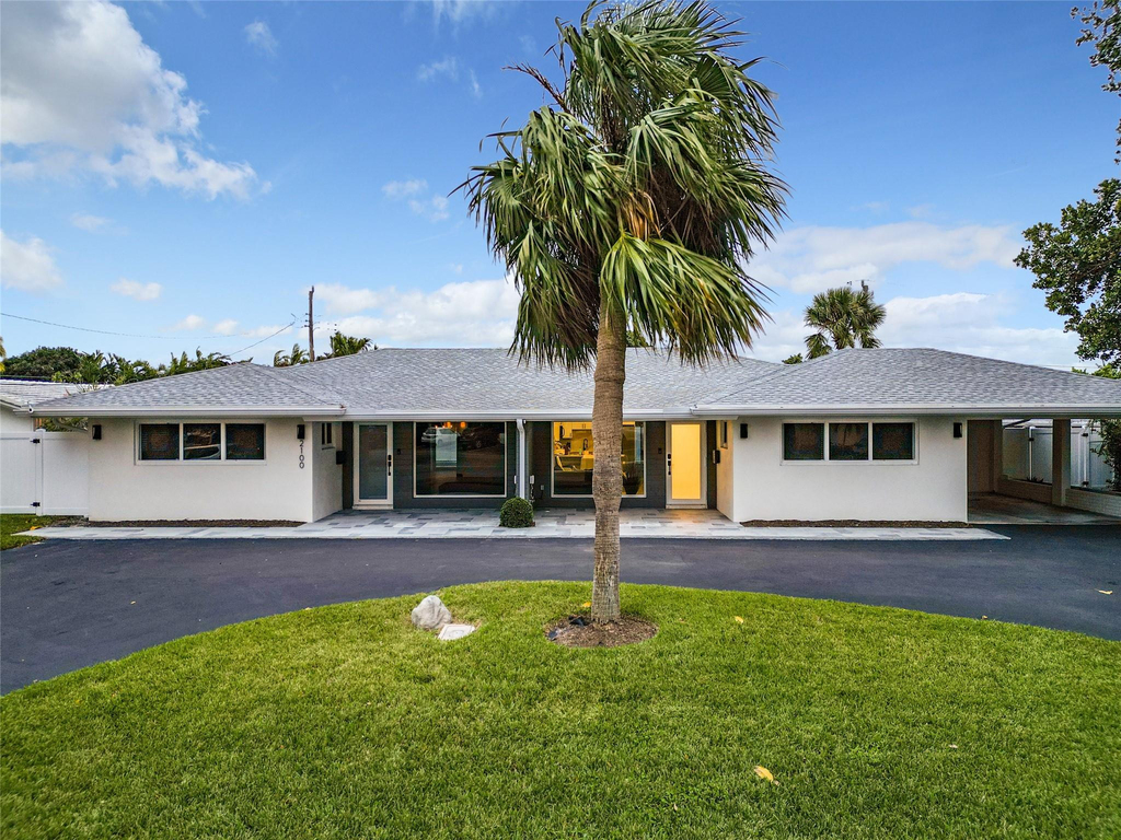 2100 Ne 45th Street - Photo 32