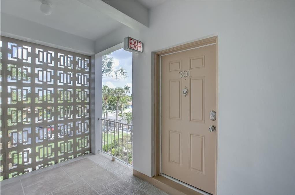 2990 Ne 16th Avenue - Photo 24