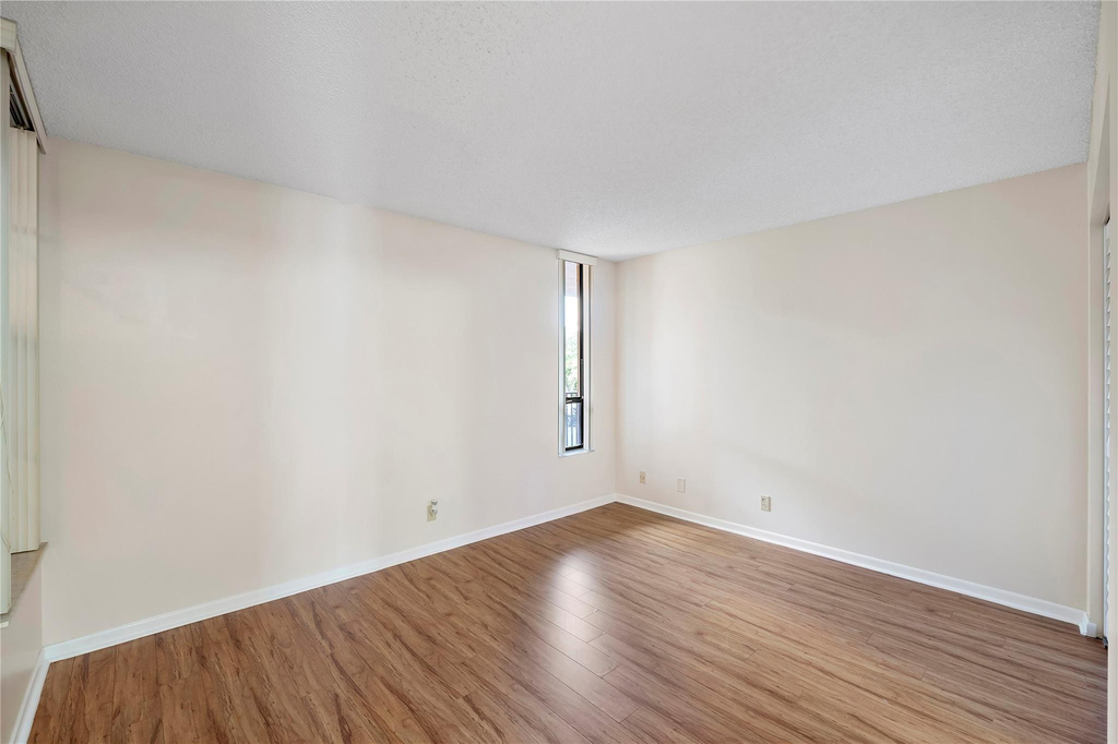 6519 Coral Lake Drive - Photo 5