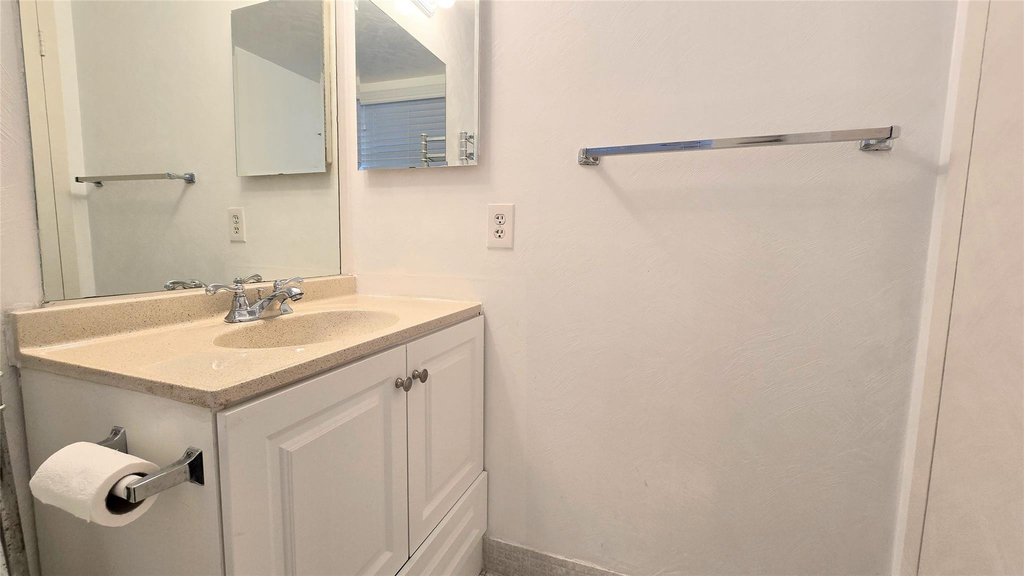 8421 Lagos De Campo Boulevard - Photo 18