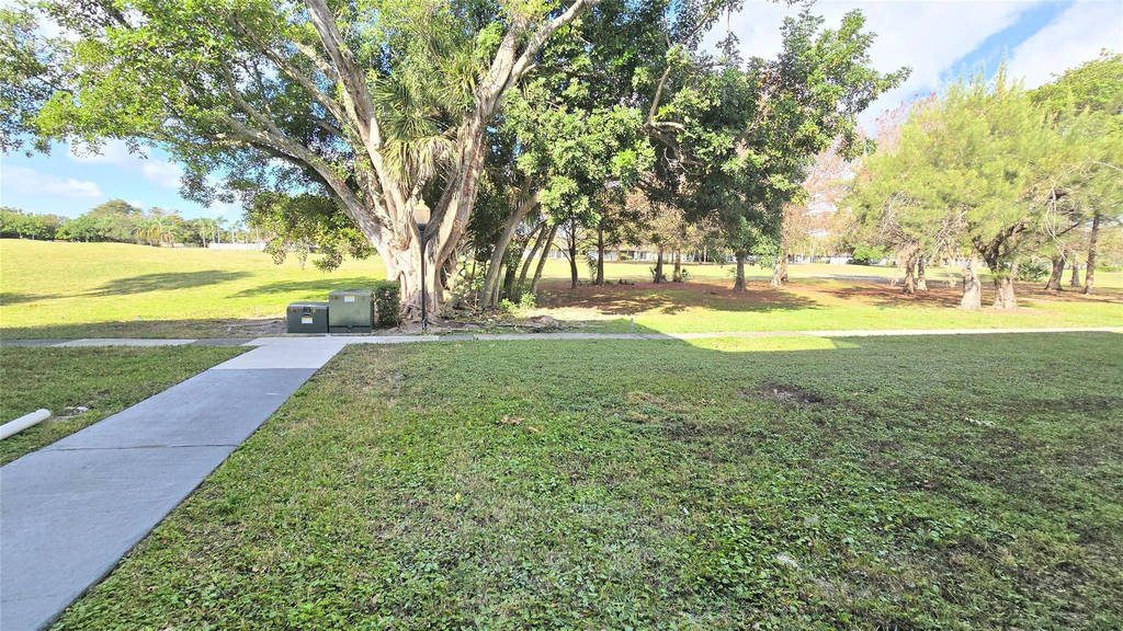 8421 Lagos De Campo Boulevard - Photo 25