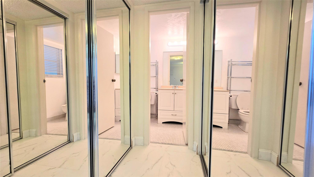 8421 Lagos De Campo Boulevard - Photo 15