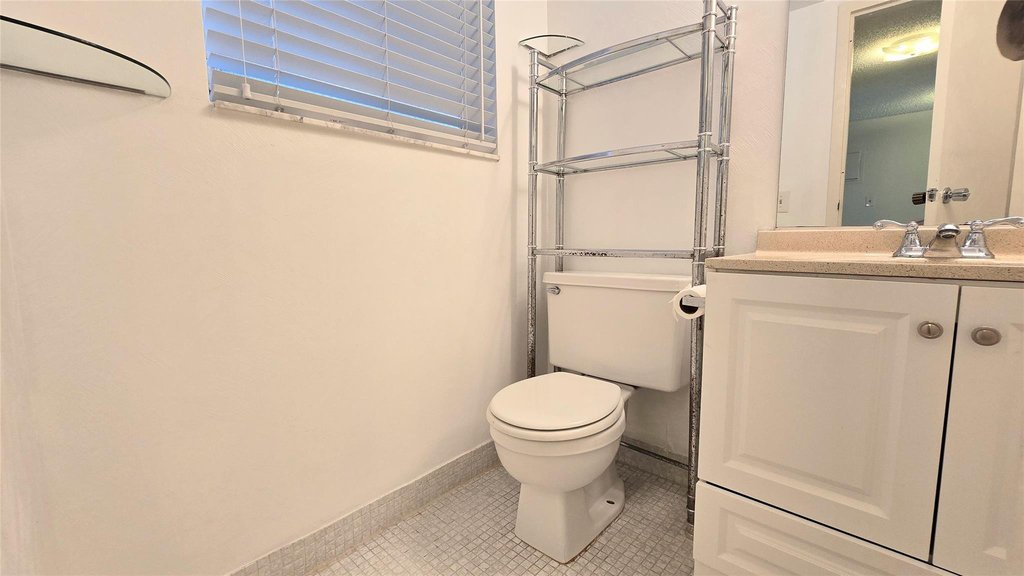 8421 Lagos De Campo Boulevard - Photo 17