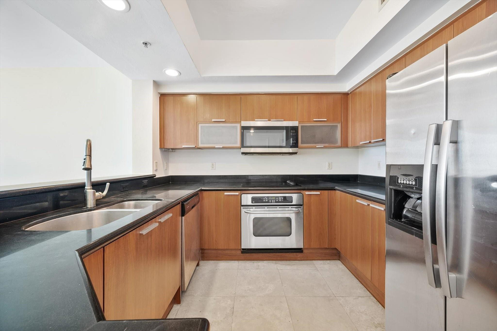15051 Royal Oaks Lane - Photo 9
