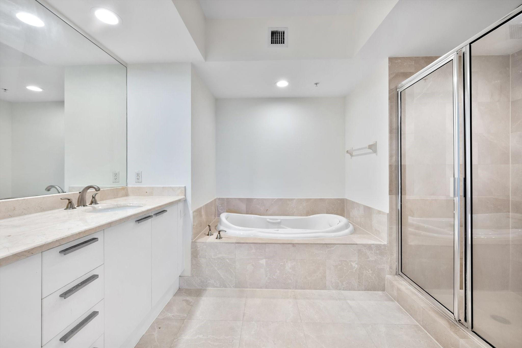 15051 Royal Oaks Lane - Photo 21