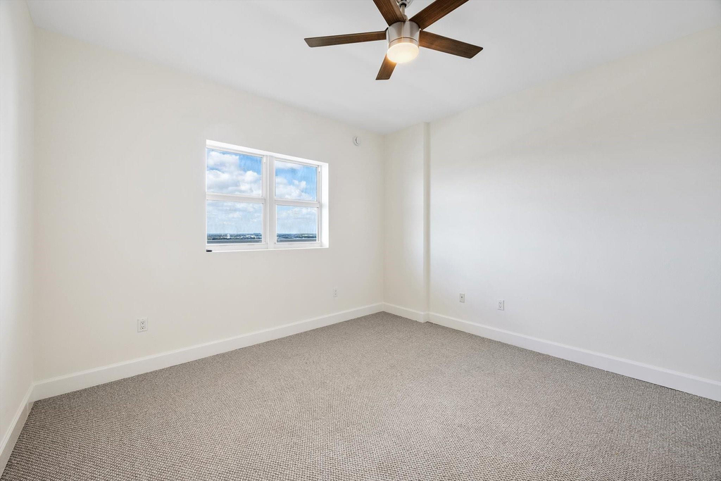 15051 Royal Oaks Lane - Photo 15