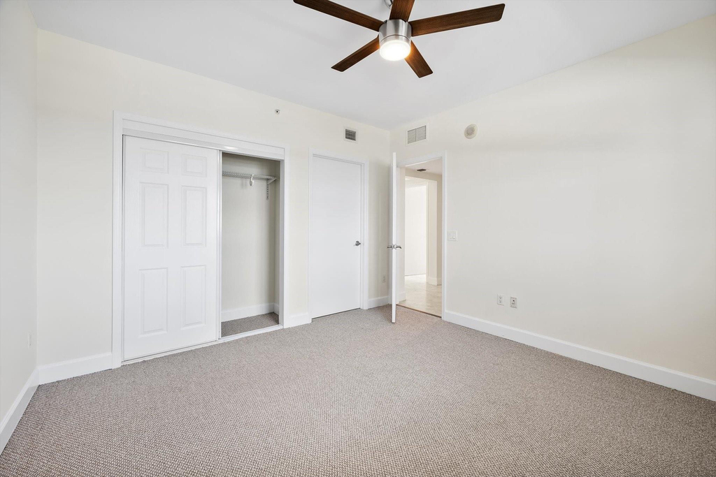 15051 Royal Oaks Lane - Photo 16