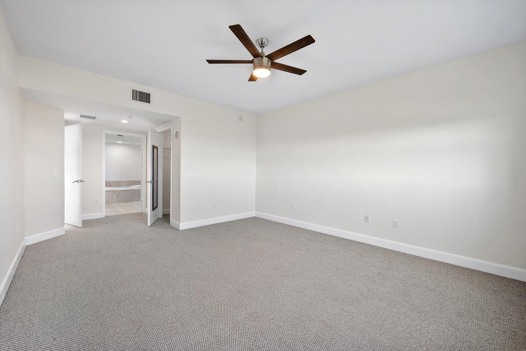 15051 Royal Oaks Lane - Photo 19
