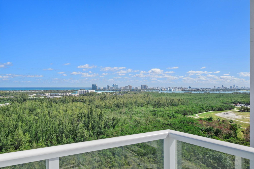 15051 Royal Oaks Lane - Photo 4