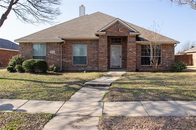 10305 Bent Tree Drive - Photo 0