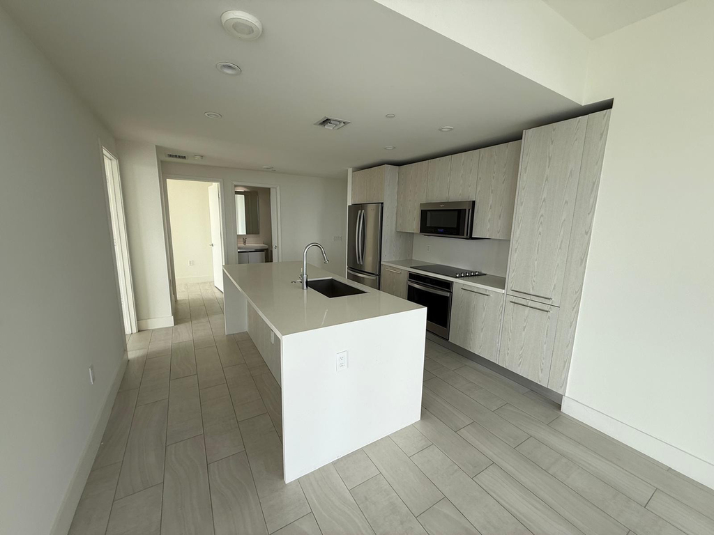 2000 Metropica Way - Photo 12