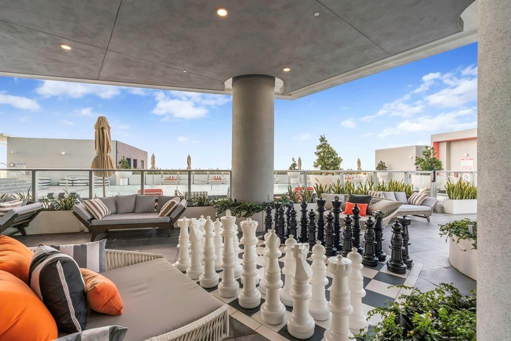2000 Metropica Way - Photo 22