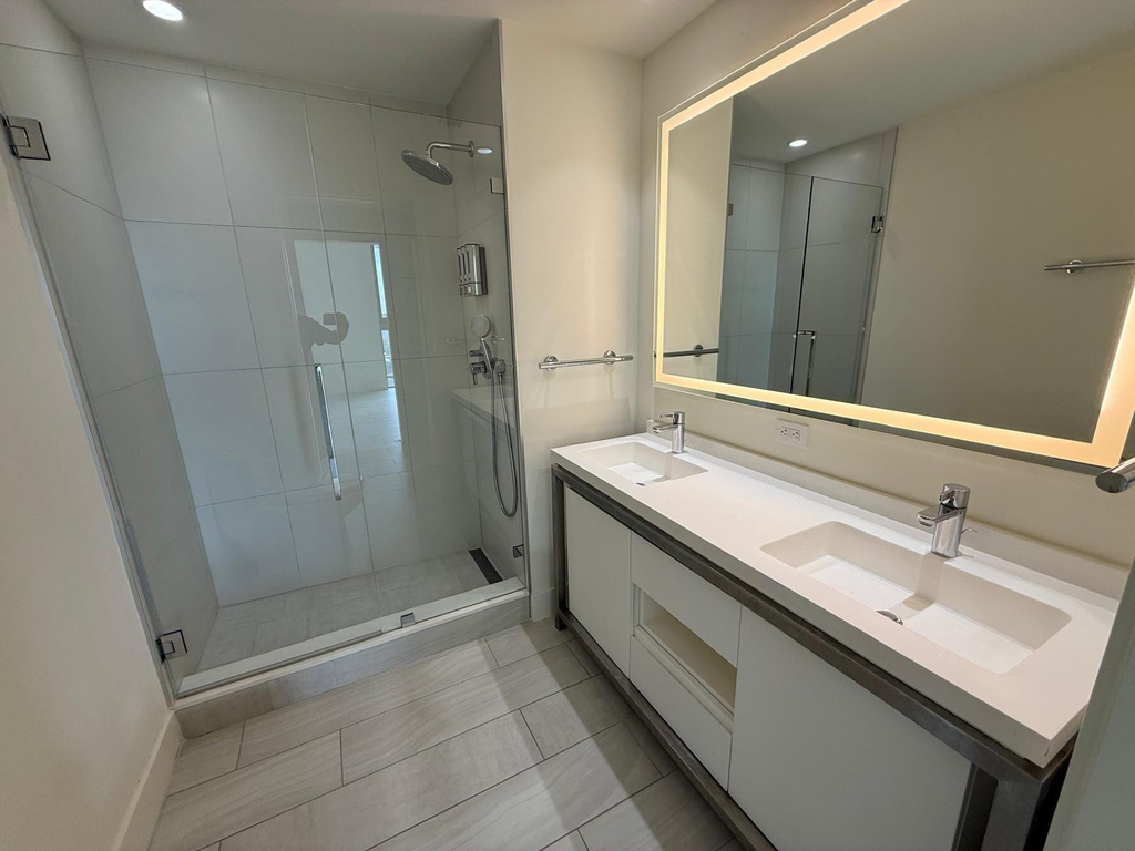 2000 Metropica Way - Photo 7