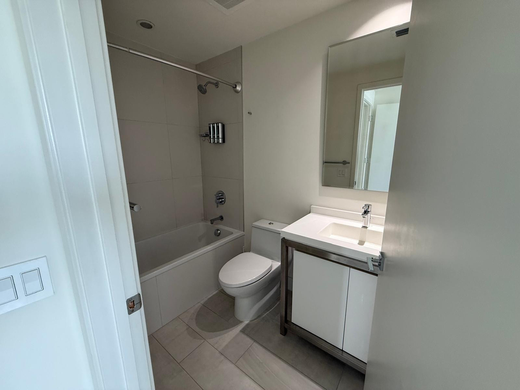 2000 Metropica Way - Photo 4