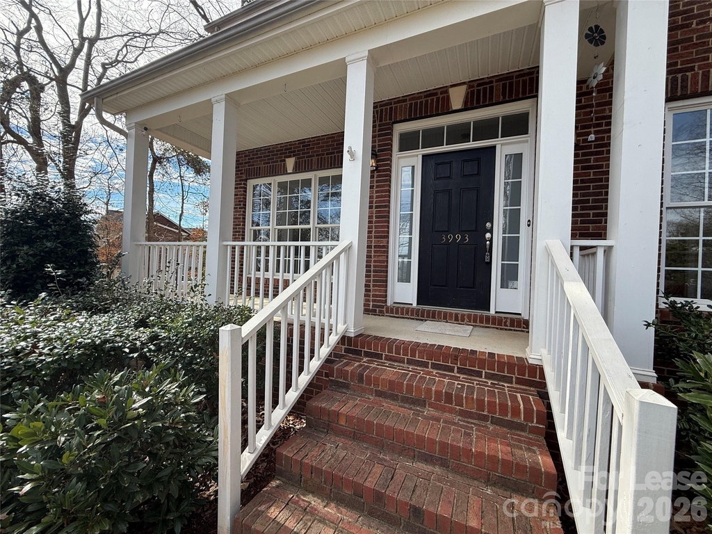 3993 Lake Shore Road S - Photo 1