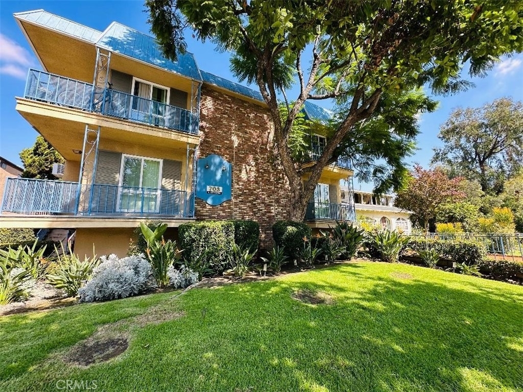 703 E California Boulevard - Photo 0