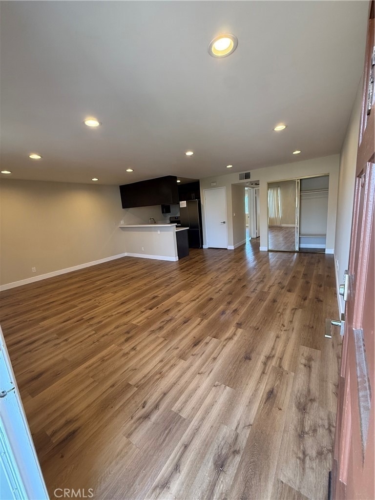 602 W California - Photo 3