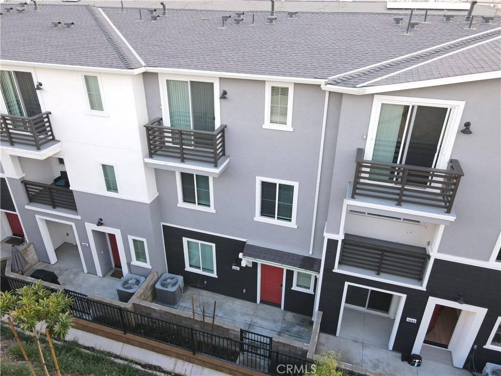 1487 Skyline Lane - Photo 34