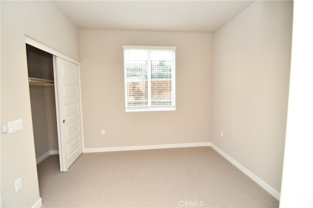 1487 Skyline Lane - Photo 18