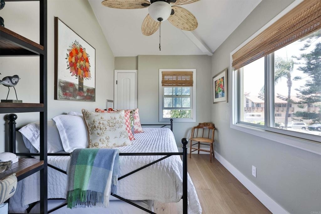 810 D Avenue - Photo 16