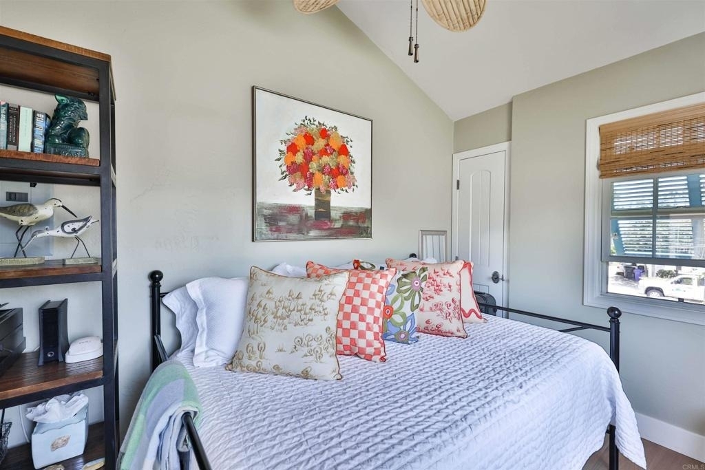 810 D Avenue - Photo 17