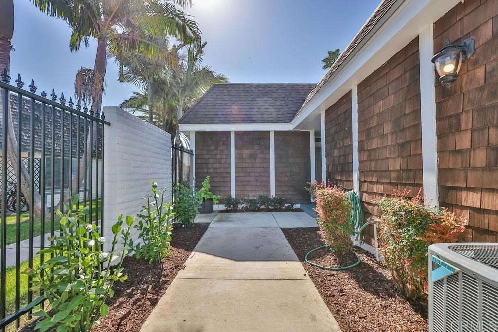 79 Half Moon Bend - Photo 1