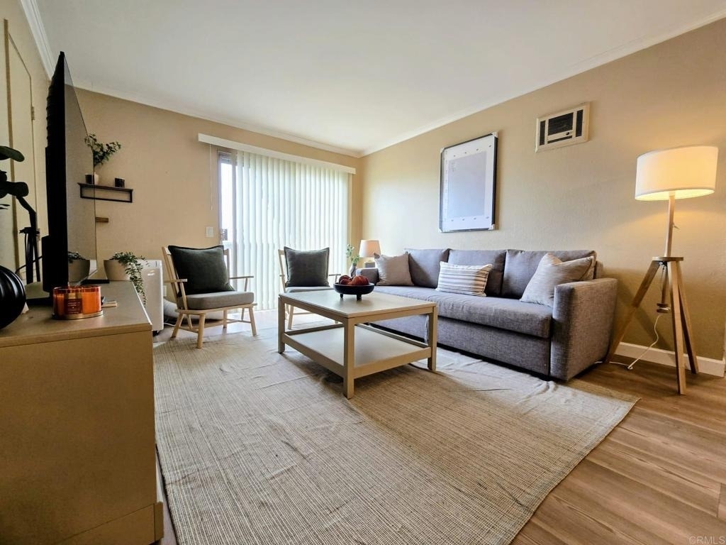 528 Anita Street - Photo 1