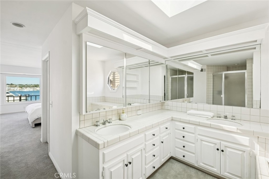 1214 E Balboa Boulevard - Photo 19