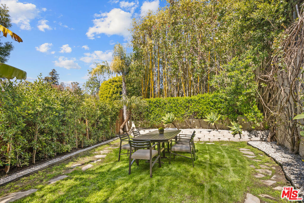 587 Entrada Drive - Photo 27