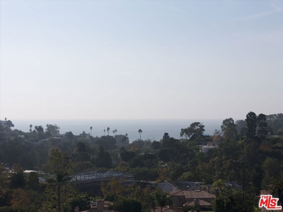 587 Entrada Drive - Photo 2