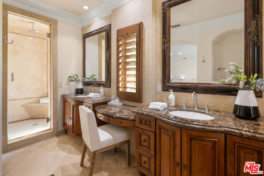 587 Entrada Drive - Photo 18