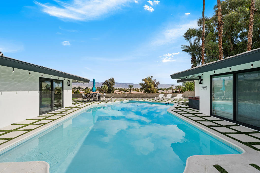 43490 Bath Point Court - Photo 33