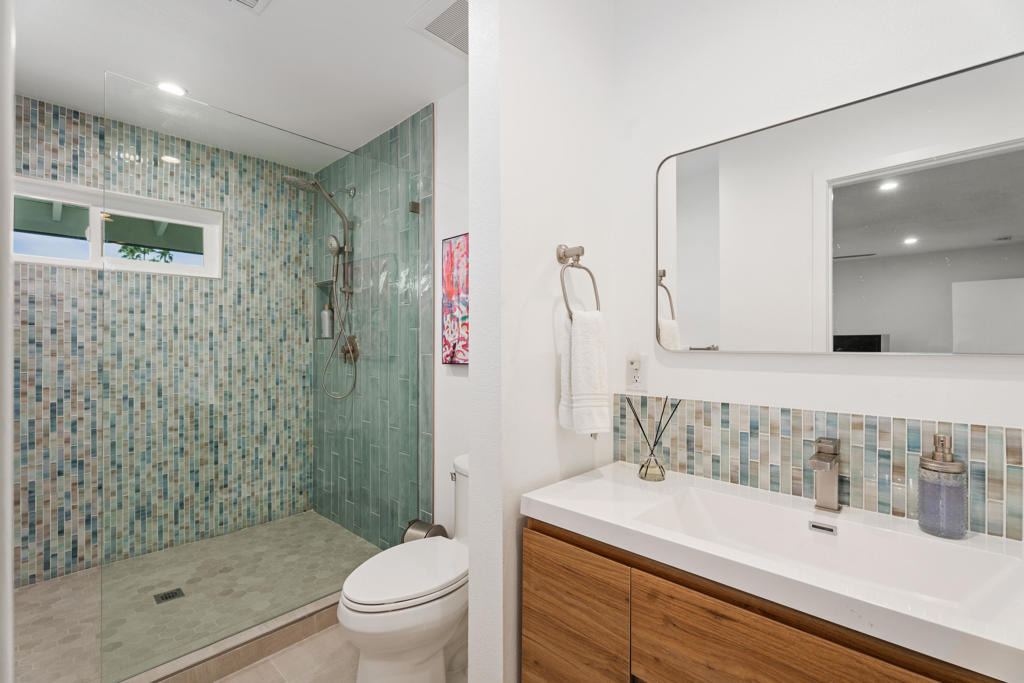 43490 Bath Point Court - Photo 18