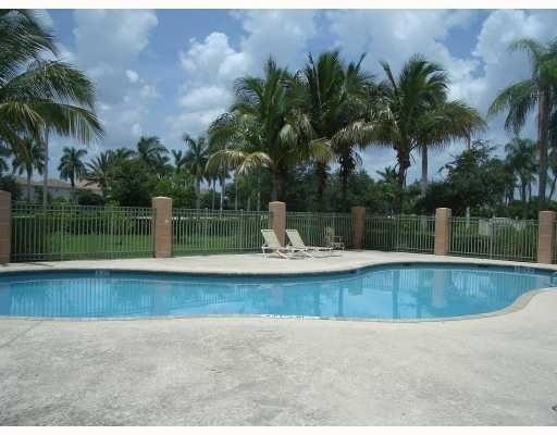 3490 Briar Bay Boulevard - Photo 2