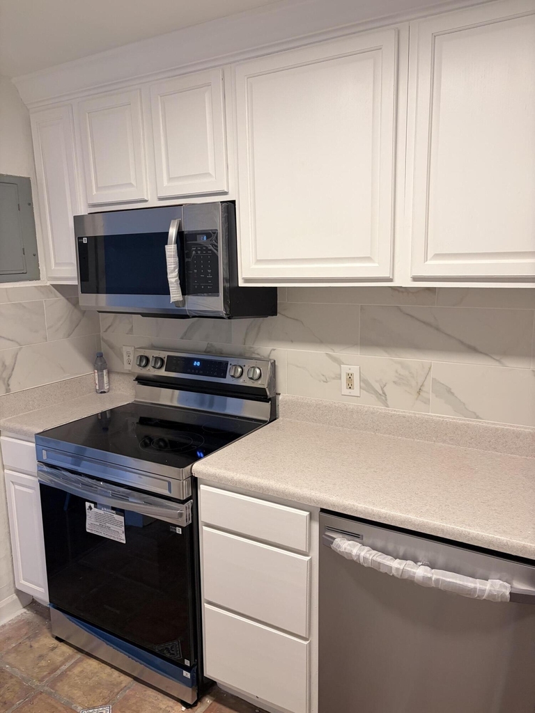 213 Se 9th Street - Photo 3