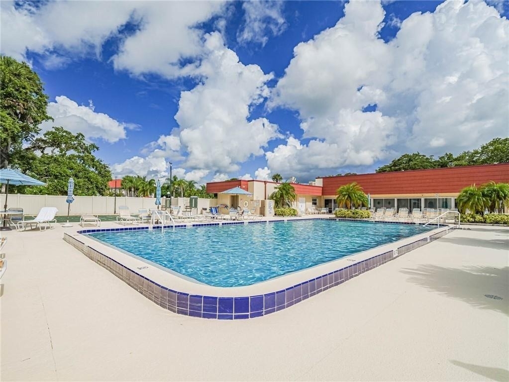 106 Spring Lake Court - Photo 4