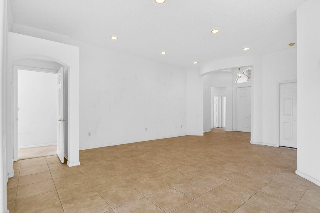2431 Westmont Drive - Photo 7