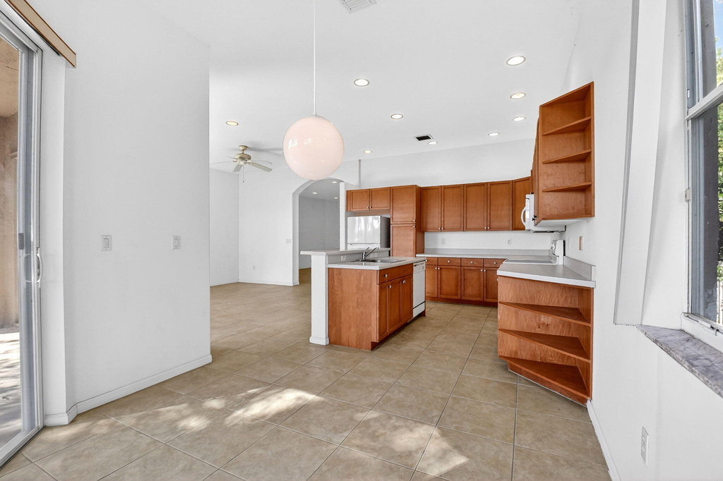 2431 Westmont Drive - Photo 22