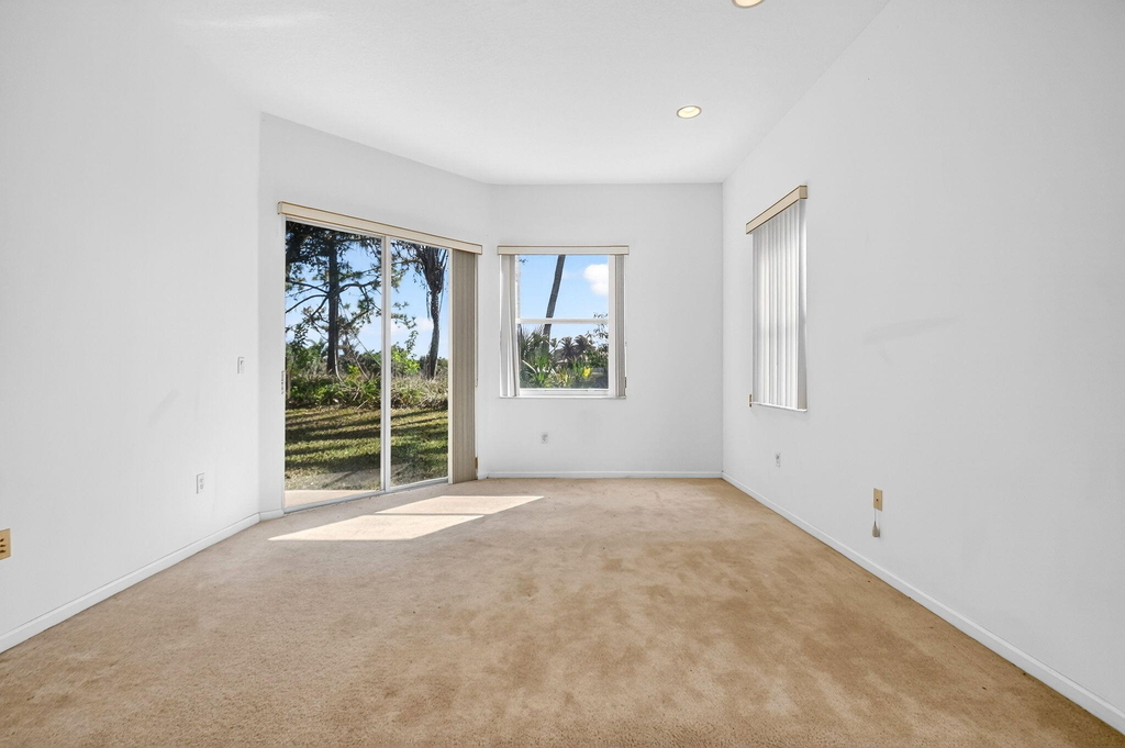 2431 Westmont Drive - Photo 23