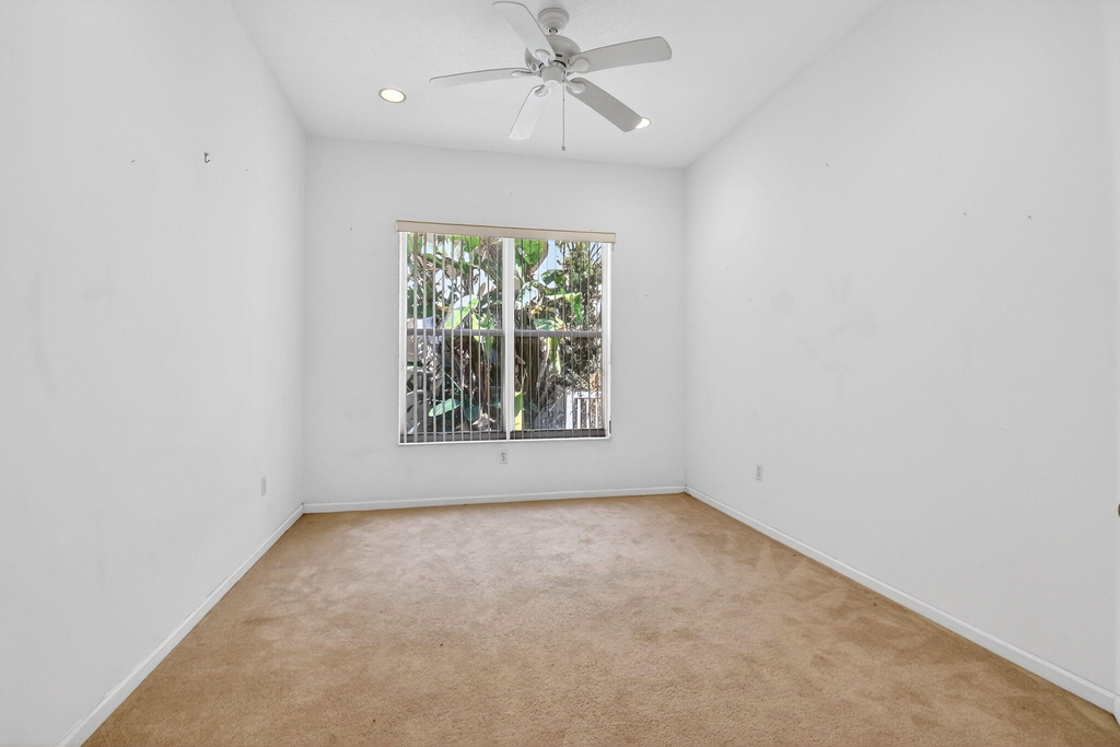 2431 Westmont Drive - Photo 31