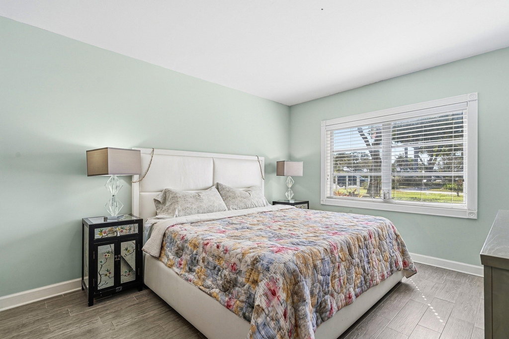 2440 Sw 22nd Avenue - Photo 20