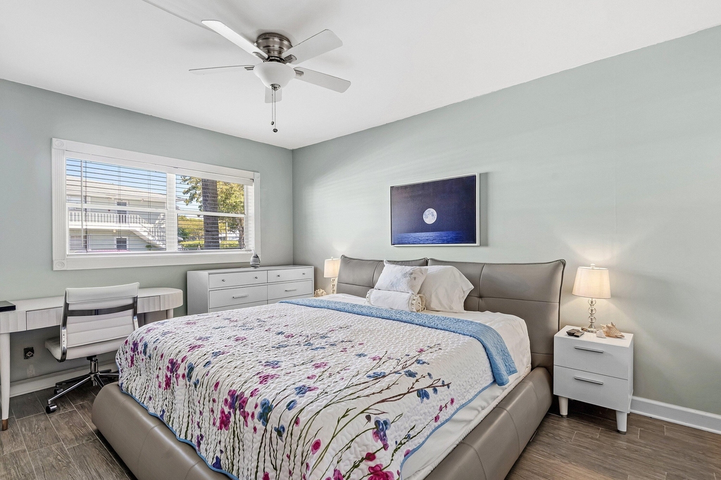 2440 Sw 22nd Avenue - Photo 16