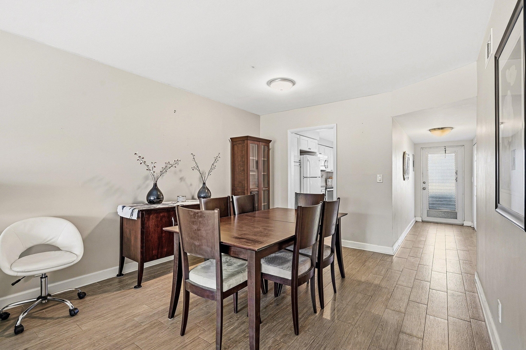2440 Sw 22nd Avenue - Photo 4